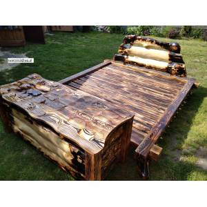 Деревянная двуспальная кровать + багажник   ЦЕНА 1200 EUR  почте. kwietniki3@wp,pl
